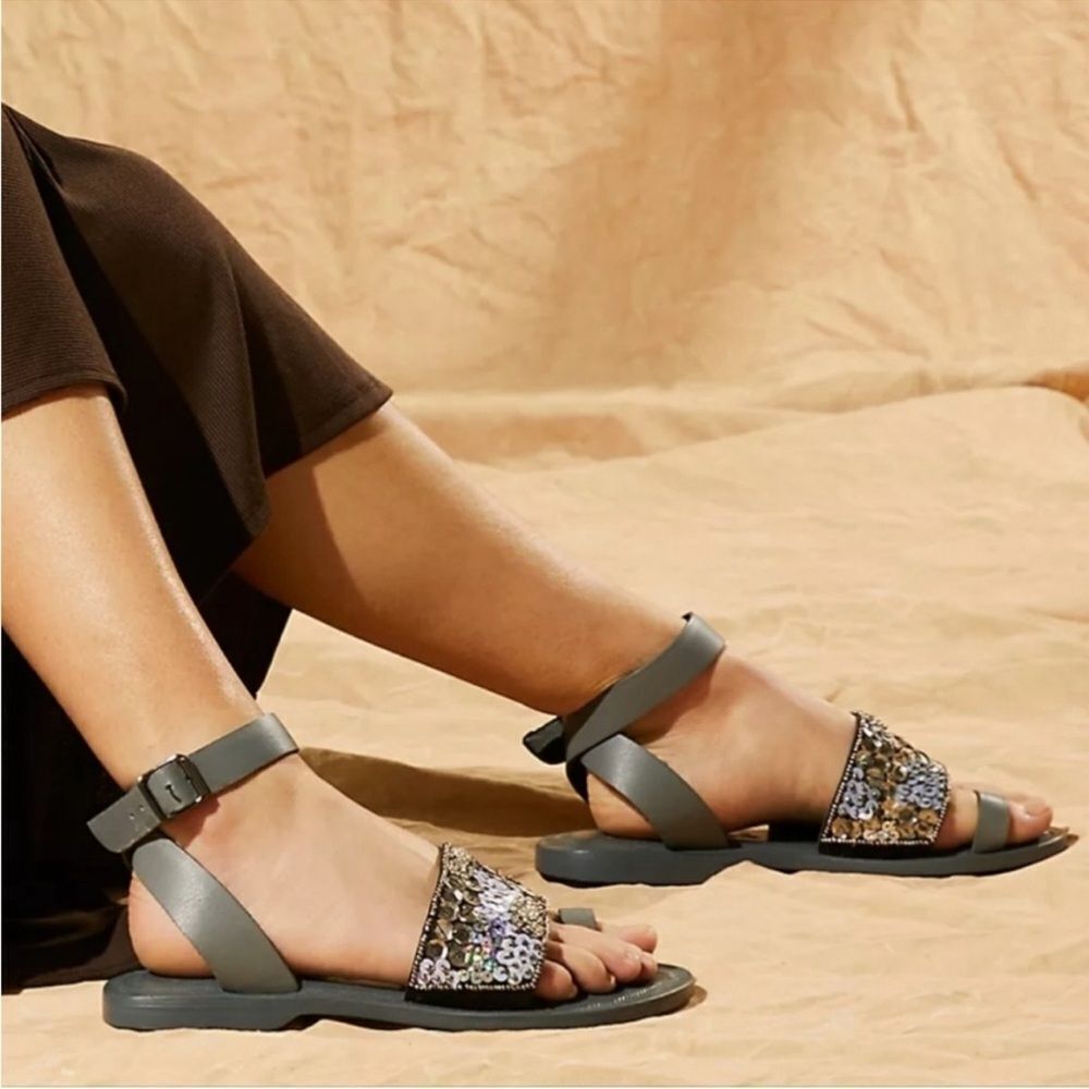 FREE PEOPLE Sun Peaks Embellished Sandals Gray Women’s Size 37